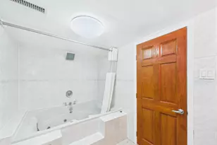 220 Nassau Blvd, New Hyde Park, NY 11040 - Photo 31