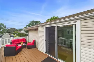 220 Nassau Blvd, New Hyde Park, NY 11040 - Photo 9