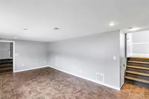 86 W 17th St, Deer Park, NY 11729 - Photo 11