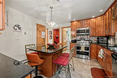 26 Mandy Lane, Mahopac, NY 10541 - Photo 7