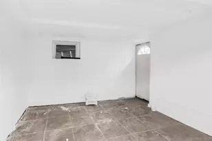 2812 Harrington Ave, Bronx, NY 10461 - Photo 17