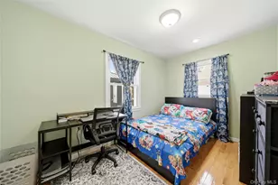 50 Ridge Ln, Levittown, NY 11756 - Photo 15