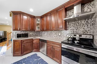 50 Ridge Lane, Levittown, NY 11756 - Photo 7