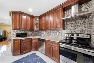 50 Ridge Ln, Levittown, NY 11756 - Photo 7