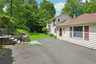 29 Olympus Rd, Highland Mills, NY 10930 - Photo 3