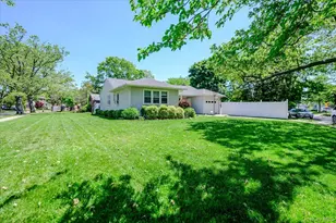 534 Allen Rd, Woodmere, NY 11598 - Photo 23