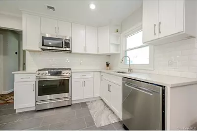 534 Allen Road, Woodmere, NY 11598 - Photo 9