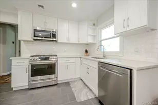 534 Allen Rd, Woodmere, NY 11598 - Photo 9