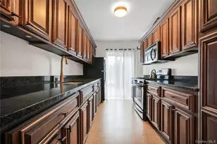 23-10 21st Ave, Astoria, NY 11105 - Photo 33