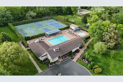 79 S Pond Lane, Smithtown, NY 11787 - Photo 31