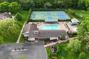 79 S Pond Ln, Smithtown, NY 11787 - Photo 37