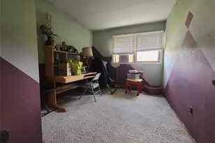 211 Babylon St, Islip Terrace, NY 11752 - Photo 5