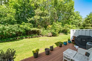 806 Sara Cir, Port Jefferson Station, NY 11776 - Photo 25