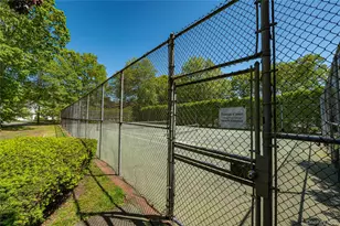 806 Sara Cir, Port Jefferson Station, NY 11776 - Photo 31