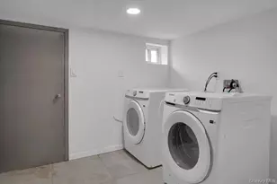 173-62 103rd Rd, Jamaica, NY 11433 - Photo 19