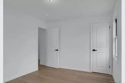 173-62 103rd Road, Jamaica, NY 11433 - Photo 7