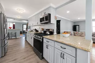413 Woodfield Rd, West Hempstead, NY 11552 - Photo 11