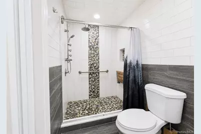 413 Woodfield Road, West Hempstead, NY 11552 - Photo 21