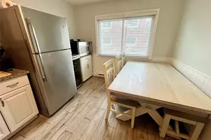 40 W 4th St, Patchogue, NY 11772 - Photo 9