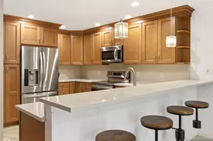 13 Pine St, Huntington, NY 11743 - Photo 5
