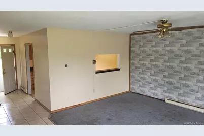 881 Albany Post Road #5, New Paltz, NY 12561 - Photo 5