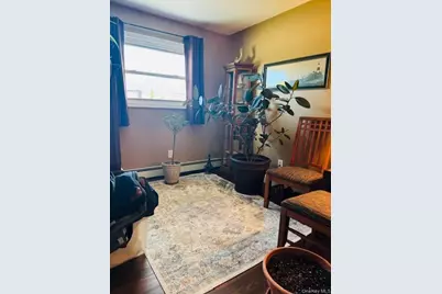 10 Schley Avenue, Lindenhurst, NY 11757 - Photo 11