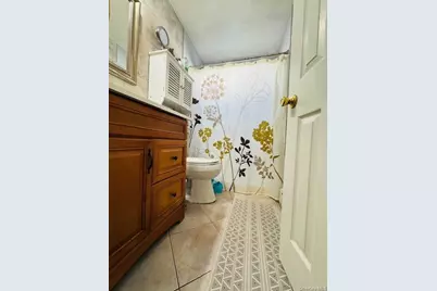 10 Schley Avenue, Lindenhurst, NY 11757 - Photo 7