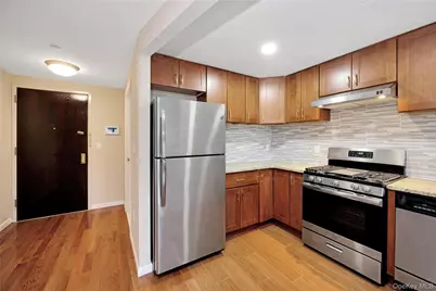 172-18 Jamaica Avenue, Jamaica, NY 11432 - Photo 17