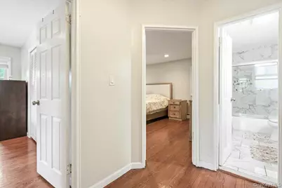 2466 New York New York Avenue, Melville, NY 11747 - Photo 27