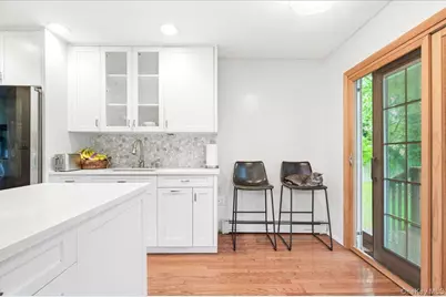 2466 New York New York Avenue, Melville, NY 11747 - Photo 13
