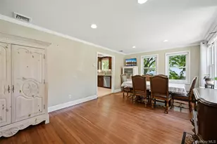 17 Pauchogue Ave, East Islip, NY 11730 - Photo 5