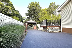 1 Heston Rd, Shirley, NY 11967 - Photo 31