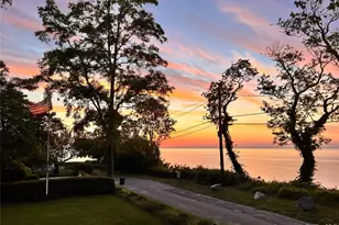 120 Soundview Dr, Rocky Point, NY 11778 - Photo 9