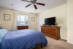 140 Euclid Ave, Massapequa, NY 11758 - Photo 5