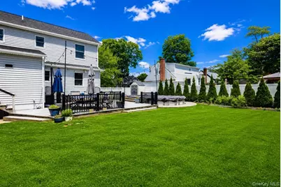 140 Euclid Avenue, Massapequa, NY 11758 - Photo 29