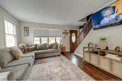 49 Mortimer Avenue, Babylon, NY 11702 - Photo 3