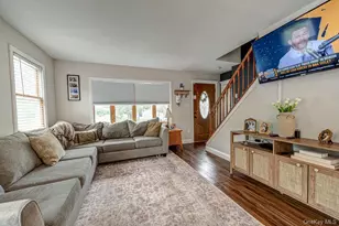 49 Mortimer Ave, Babylon, NY 11702 - Photo 3