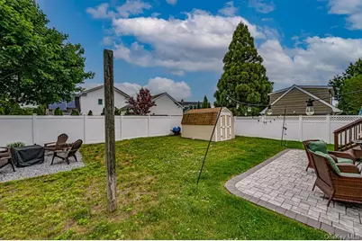 49 Mortimer Avenue, Babylon, NY 11702 - Photo 17
