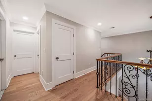 298 Vista Dr, Jericho, NY 11753 - Photo 17