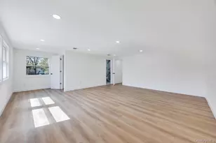 8 Grand Canyon Ln, Coram, NY 11727 - Photo 19