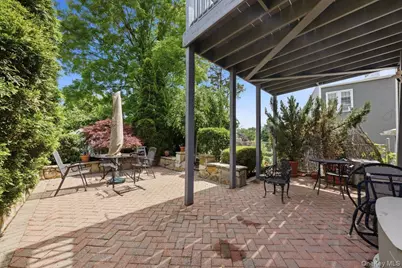 96 Wakefield Avenue, Yonkers, NY 10704 - Photo 33