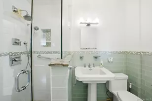 96 Wakefield Ave, Yonkers, NY 10704 - Photo 11