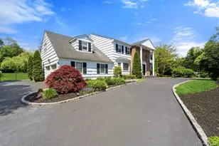 119 Plainview Rd, Woodbury, NY 11797 - Photo 3