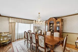 119 Plainview Rd, Woodbury, NY 11797 - Photo 5