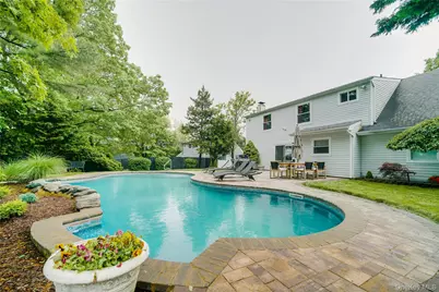 151 Rosemont Avenue, Farmingville, NY 11738 - Photo 3