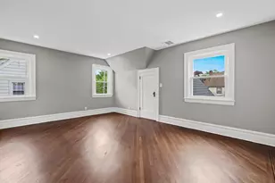 45 Edgewood Rd, Rockville Centre, NY 11570 - Photo 11