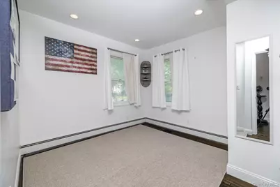 400 Roosevelt Avenue, Freeport, NY 11520 - Photo 37