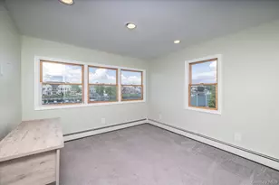400 Roosevelt Ave, Freeport, NY 11520 - Photo 45