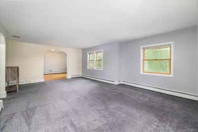 400 Roosevelt Avenue, Freeport, NY 11520 - Photo 39