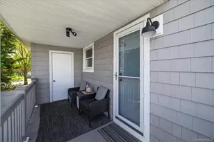 400 Roosevelt Ave, Freeport, NY 11520 - Photo 9